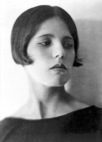 Maria Marin de Orozco, Mexico-Stad, c.1925 door Tina Modotti